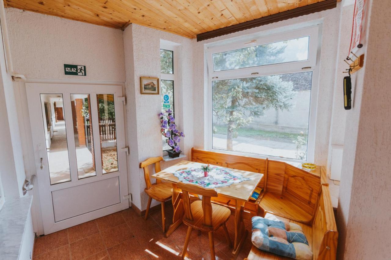 Apartman Marta I Soba Maja Gradiste Dış mekan fotoğraf